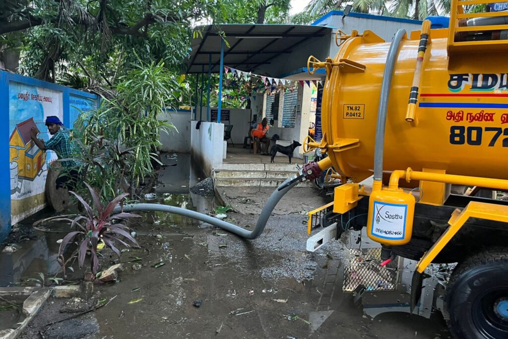 Samaya_Compressor_Septic_Tank_Cleaning